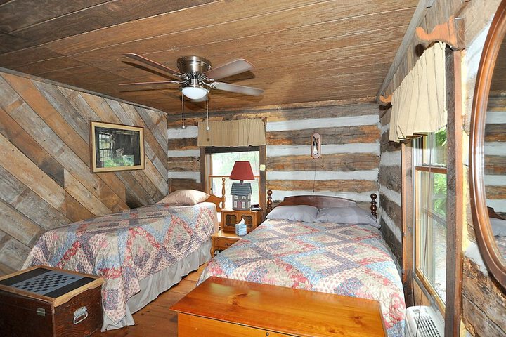 Room 3 of 42