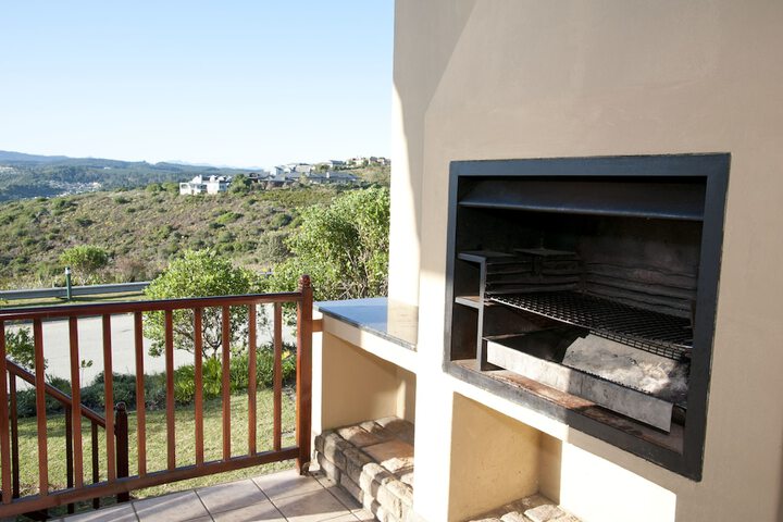 Terrace/Patio 11 of 18