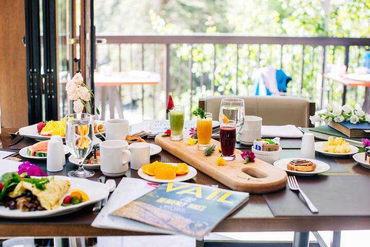 Breakfast/Coffee Service 346 of 361