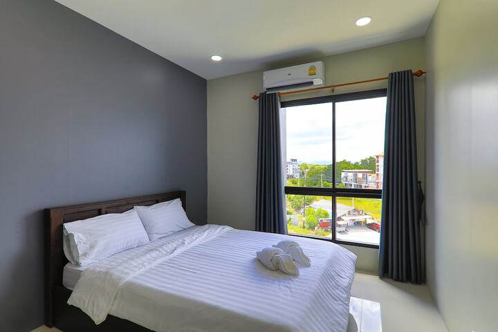 Room 37 of 44