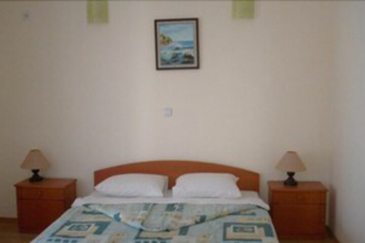 Room 18 of 24