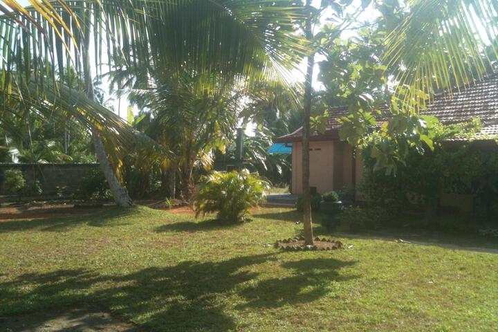 Seventh Heaven Yoga and Accommodation