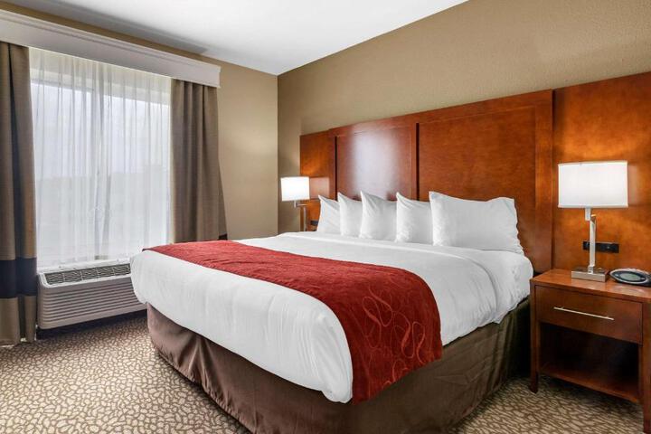 2 Queen Beds Suite (13 of 13)
