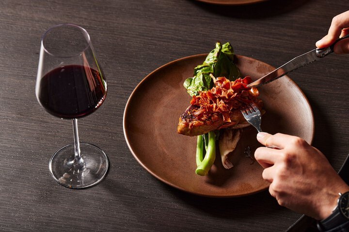 Dining 49 of 90