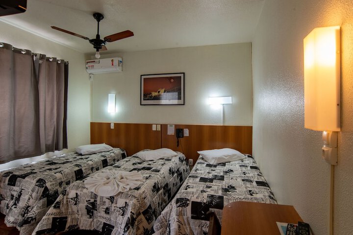 Room 16 of 51