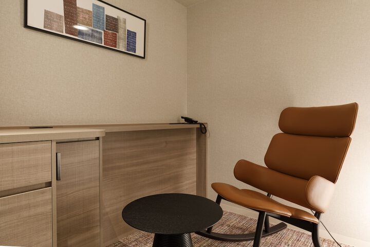Room 19 of 47