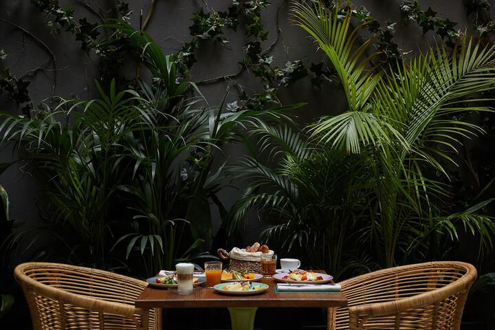 Breakfast/Coffee Service 269 of 397