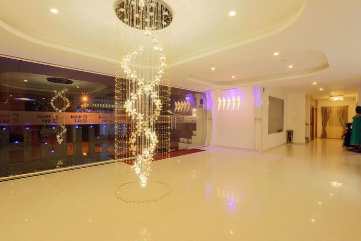 Hotel Interior 4 of 39
