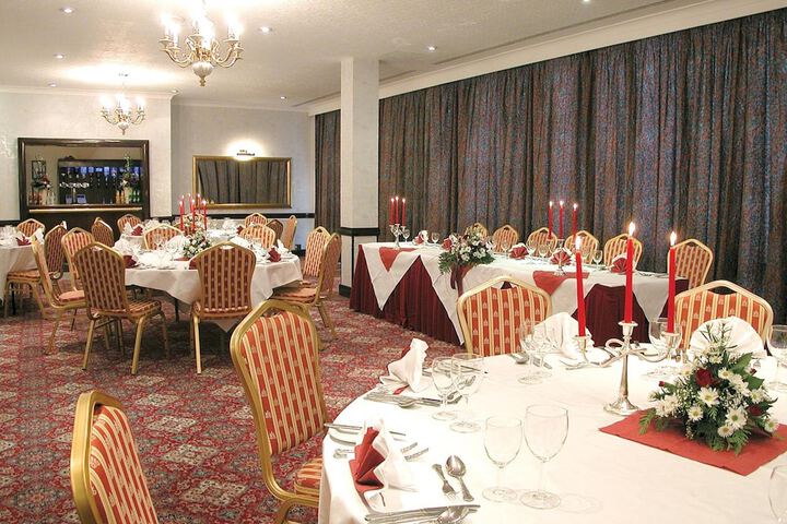 Ballroom/Hall 36 of 45