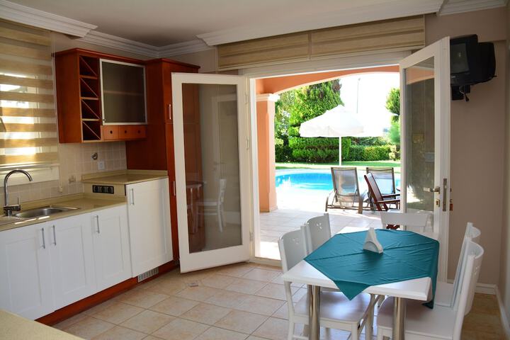 Terrace/Patio 55 of 135