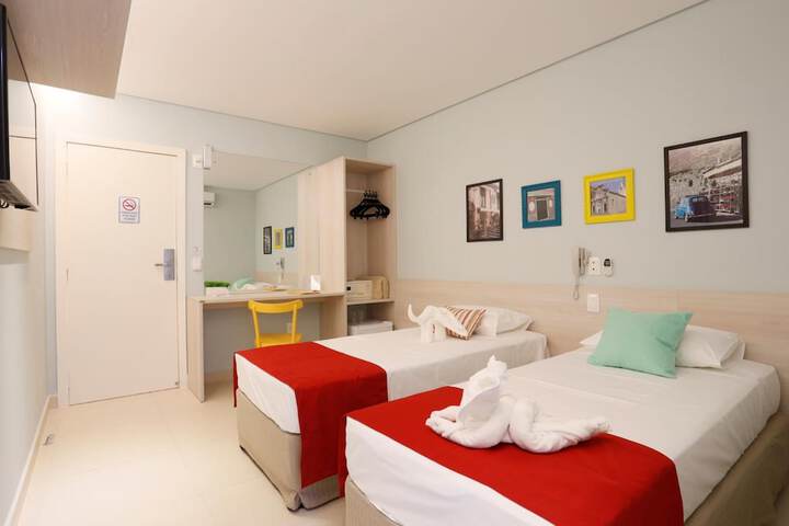 Room 6 of 39