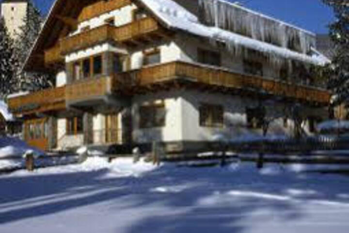 Image of PENSION LUEFTENEGGER