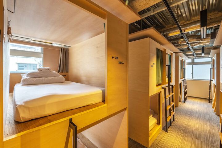 Room 10 of 52