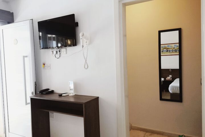 Room 46 of 110