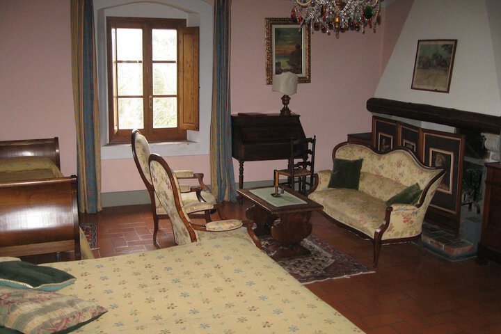 Room 15 of 147