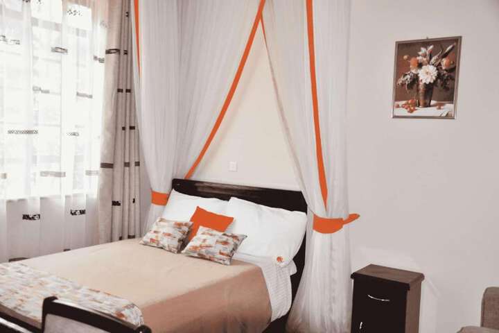 Room 17 of 29