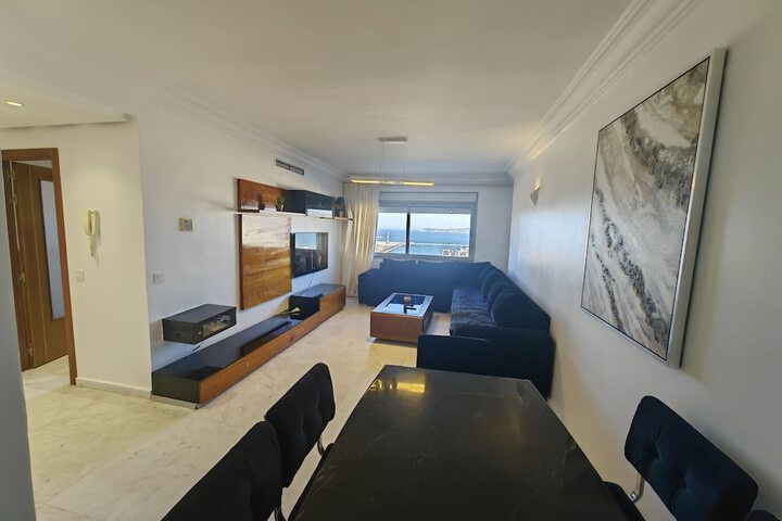 Room 216 of 404