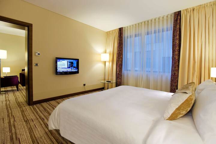 Room 14 of 70