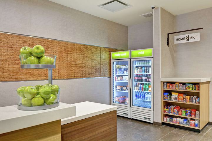 Snack bar