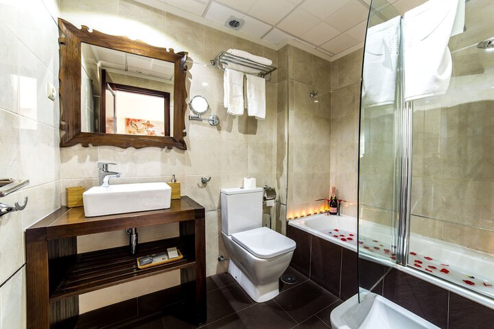 Bath Photo