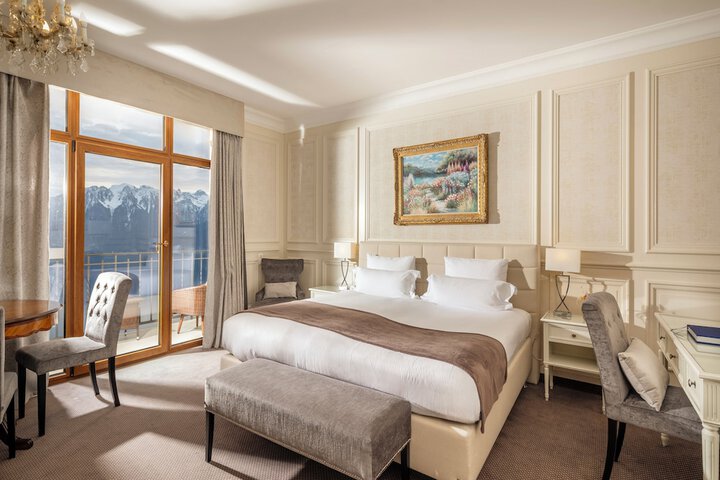 Room 4 of 45
