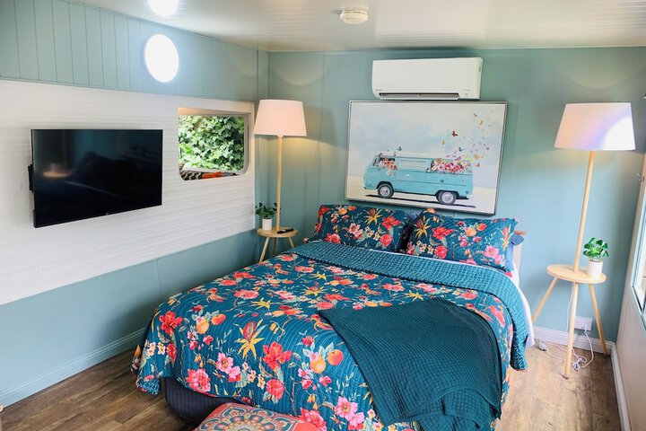 Room 15 of 135