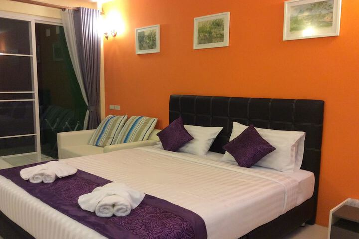 Room 14 of 72