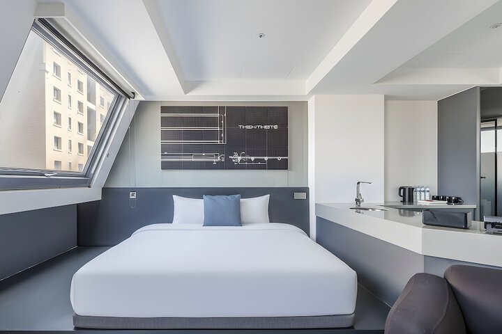 Room 34 of 122