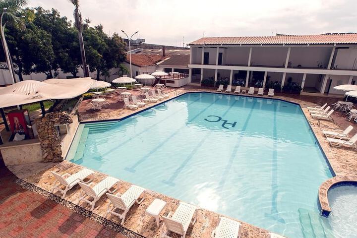 Pool 16 of 26