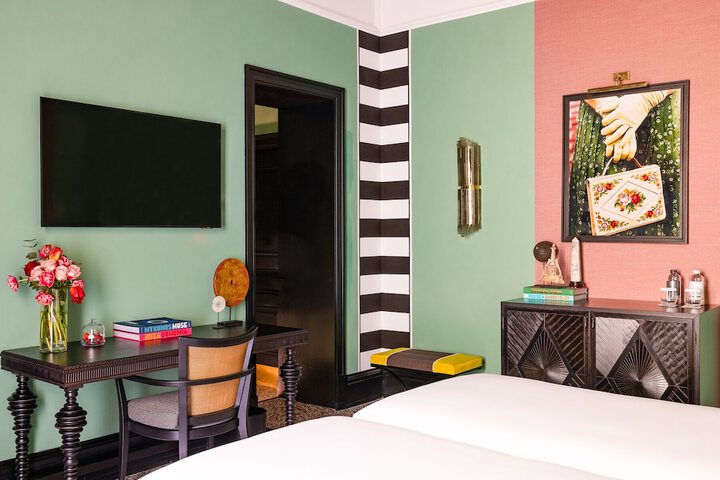 Room 22 of 58
