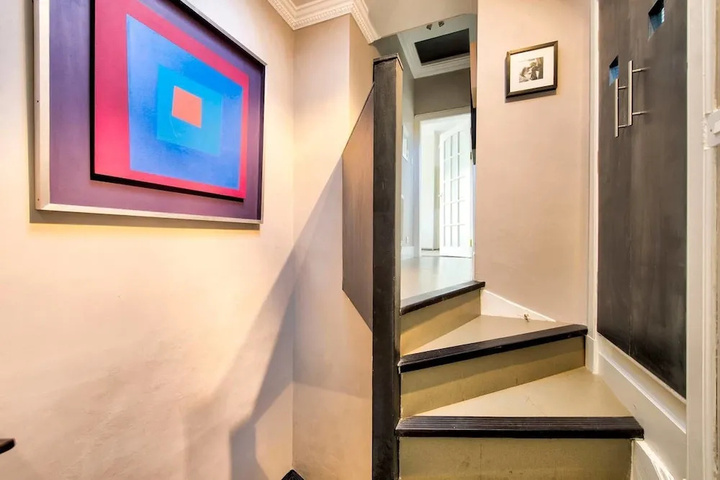 Exterior of Mews House For 4 People Close To City Centre