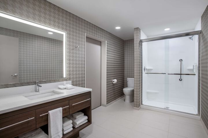 Bathroom shower