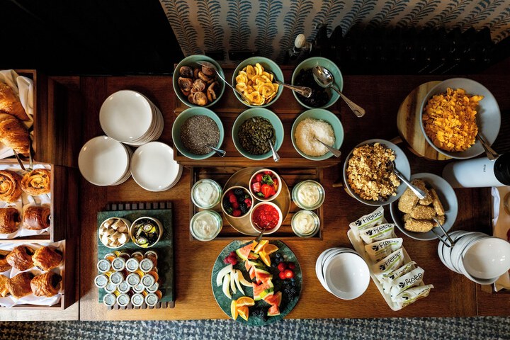 Dining 49 of 66