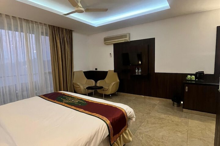 Room 19 of 67