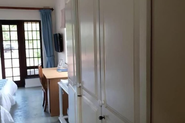 Room 10 of 47
