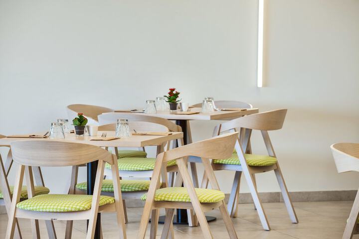 Dining 168 of 221