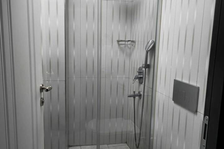 Room 47 of 58