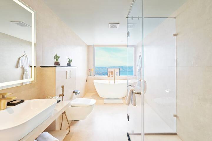 Room 21 of 36