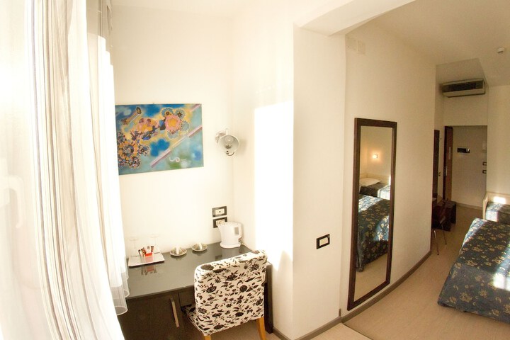 Room 9 of 64