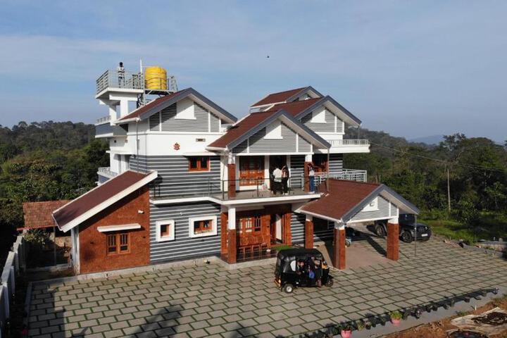 Mountain Breeze Coorg