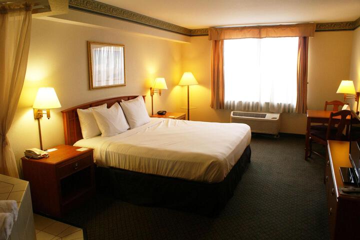 Accessible King Size Bed (6 of 10)