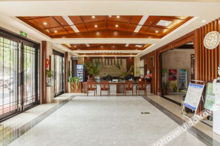 Hotel Interior 12 of 19