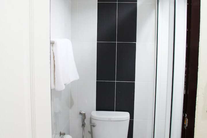 Room 12 of 15