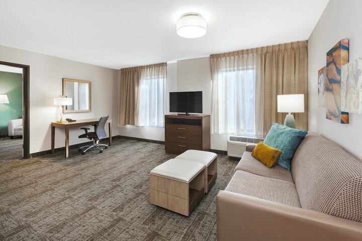 1 King Studio Suite (9 of 41)