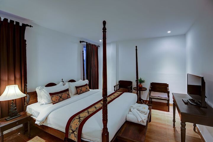 Room 7 of 38