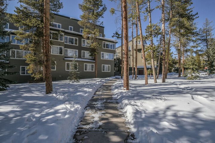 Hotel 63 of 127