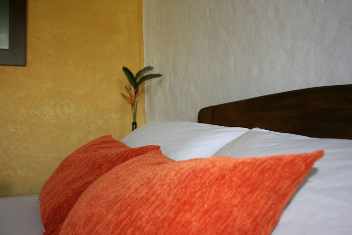 Room 9 of 153