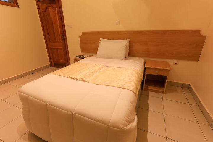 Room 7 of 97
