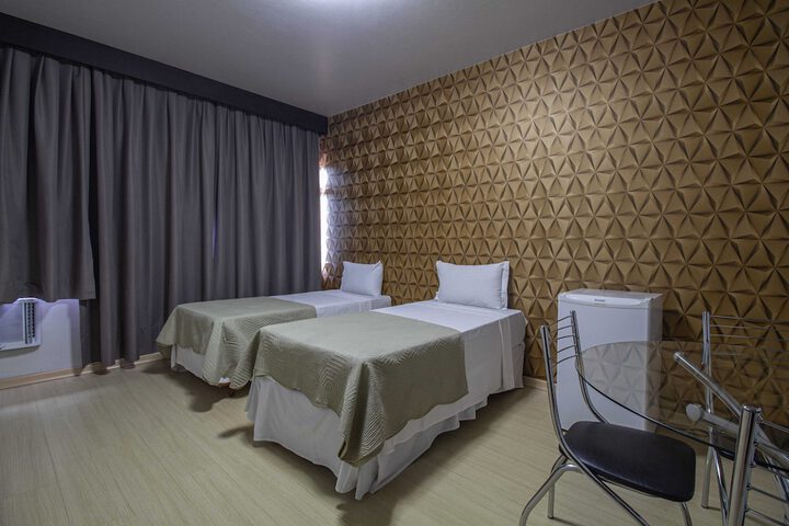 Room 11 of 22