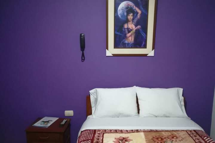 Room 34 of 120